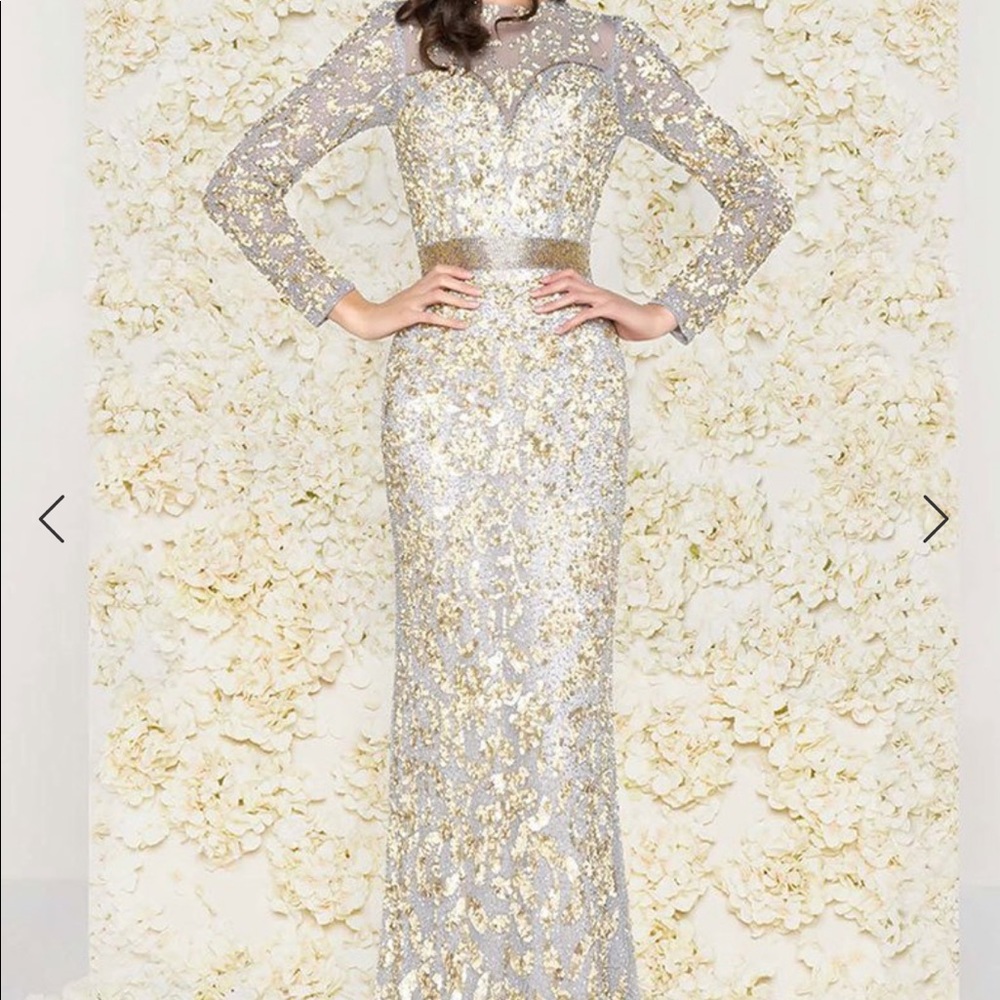 Mac Duggal - 4316D Sequined Mesh Lace Gown